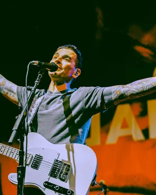 Dashboard Confessional