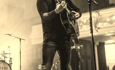 Dean Lewis