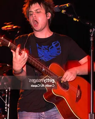 Live concert by Howie Day