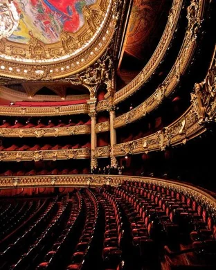 M. Butterfly theatre performance